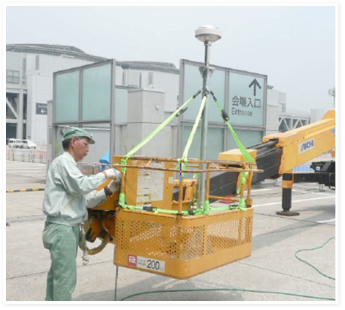 イベント会場の取り付けの様子