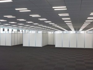 Eパネルで間仕切り