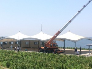 休憩スペースのテント