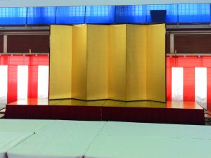 ステージ・演台