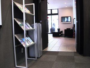 カタログスタンド