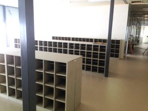 シューズボックス