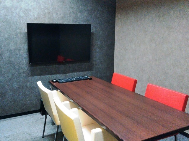 納入事例_新ブランドマンションの販売センター【接客用家具・備品のレンタル事例】