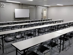 現場事務所の会議室