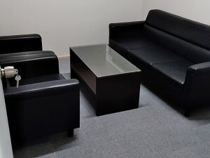 現場事務所の応接室