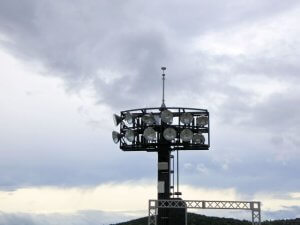 照明塔への設置