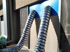 冷房ダクトの設置