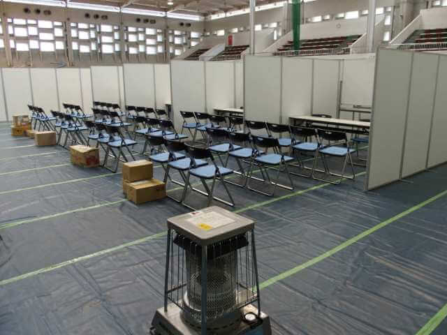 合同企業説明会の寒さ対策【ブルーロータリーのレンタル事例】