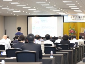 納入事例_講演会の様子1